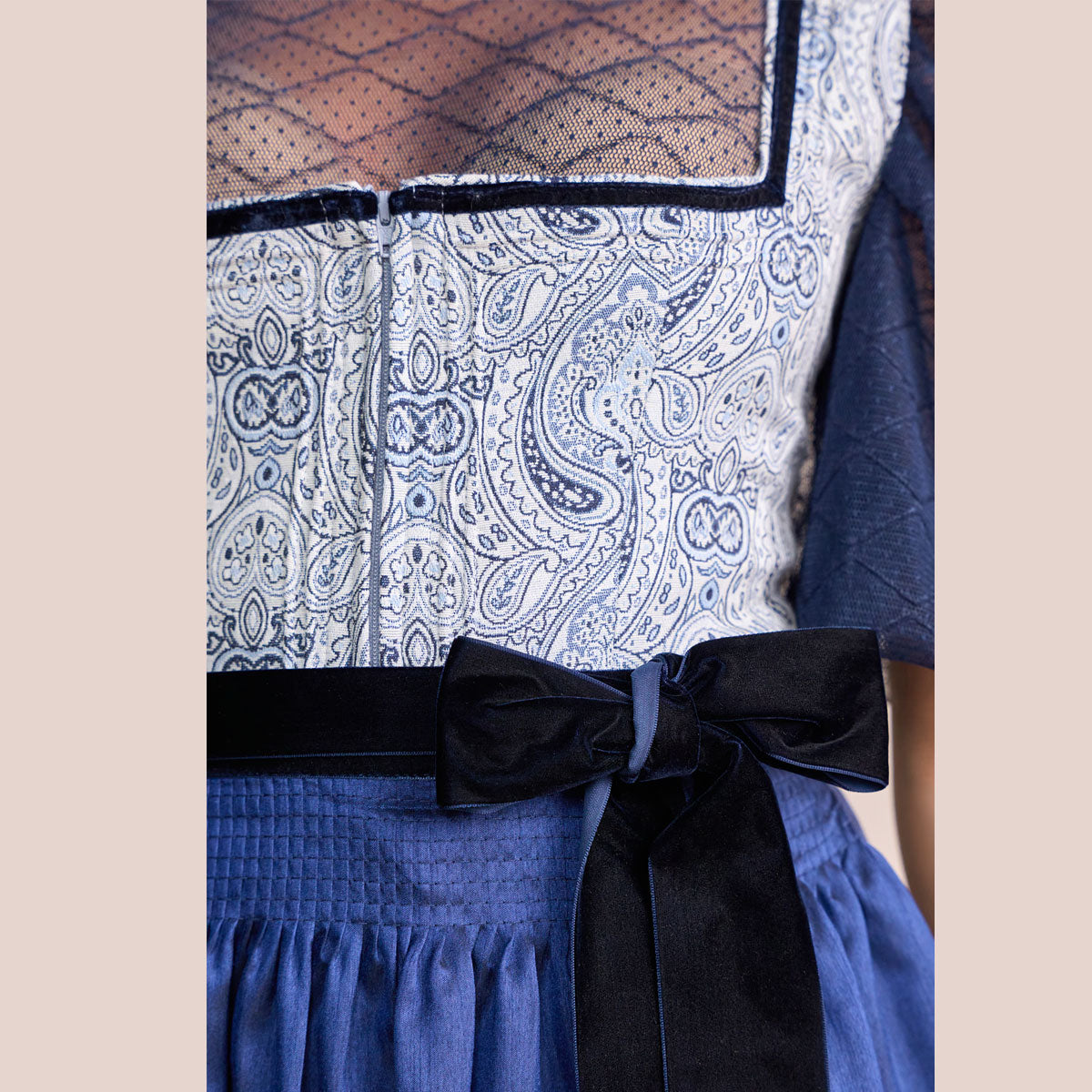 Krüger Dirndl Callista Blau mit Reißverschluss 70cm - Datschi Trachten