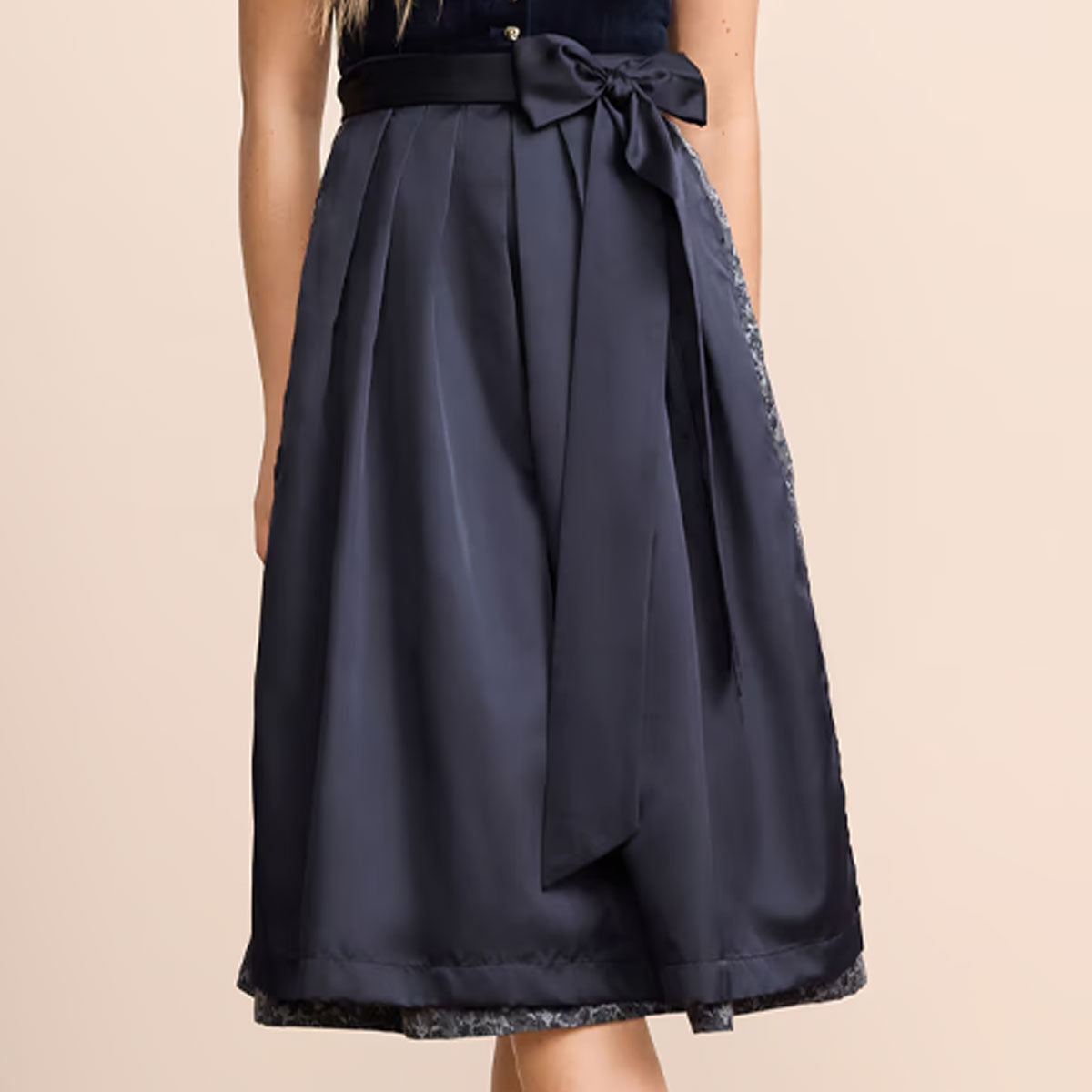 Krüger Dirndl Melora Marine Samt Flügelarm 70cm