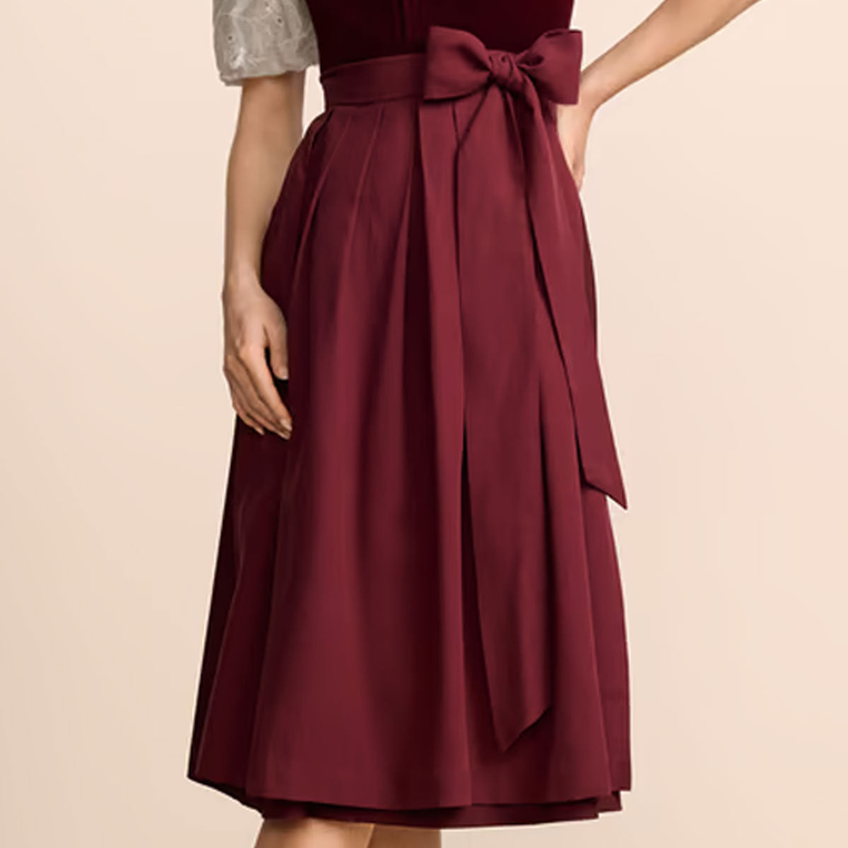 Krüger Dirndl Naomie Bordeaux Samt 70cm