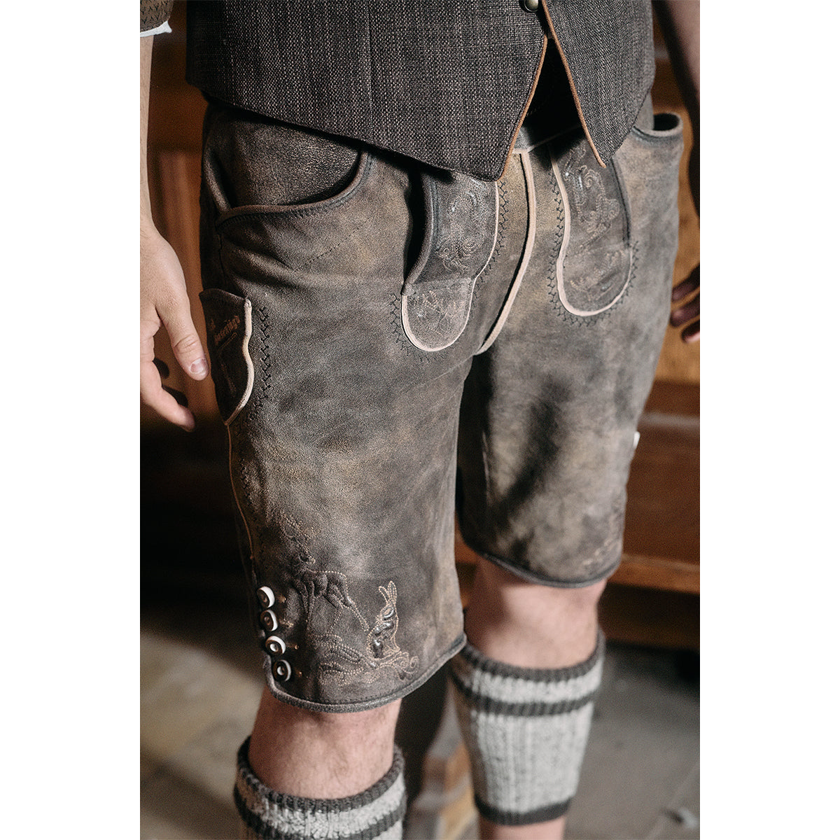 TREAM x Krüger Lederhose Hasenjagd mit Gürtel Kollektion 2026