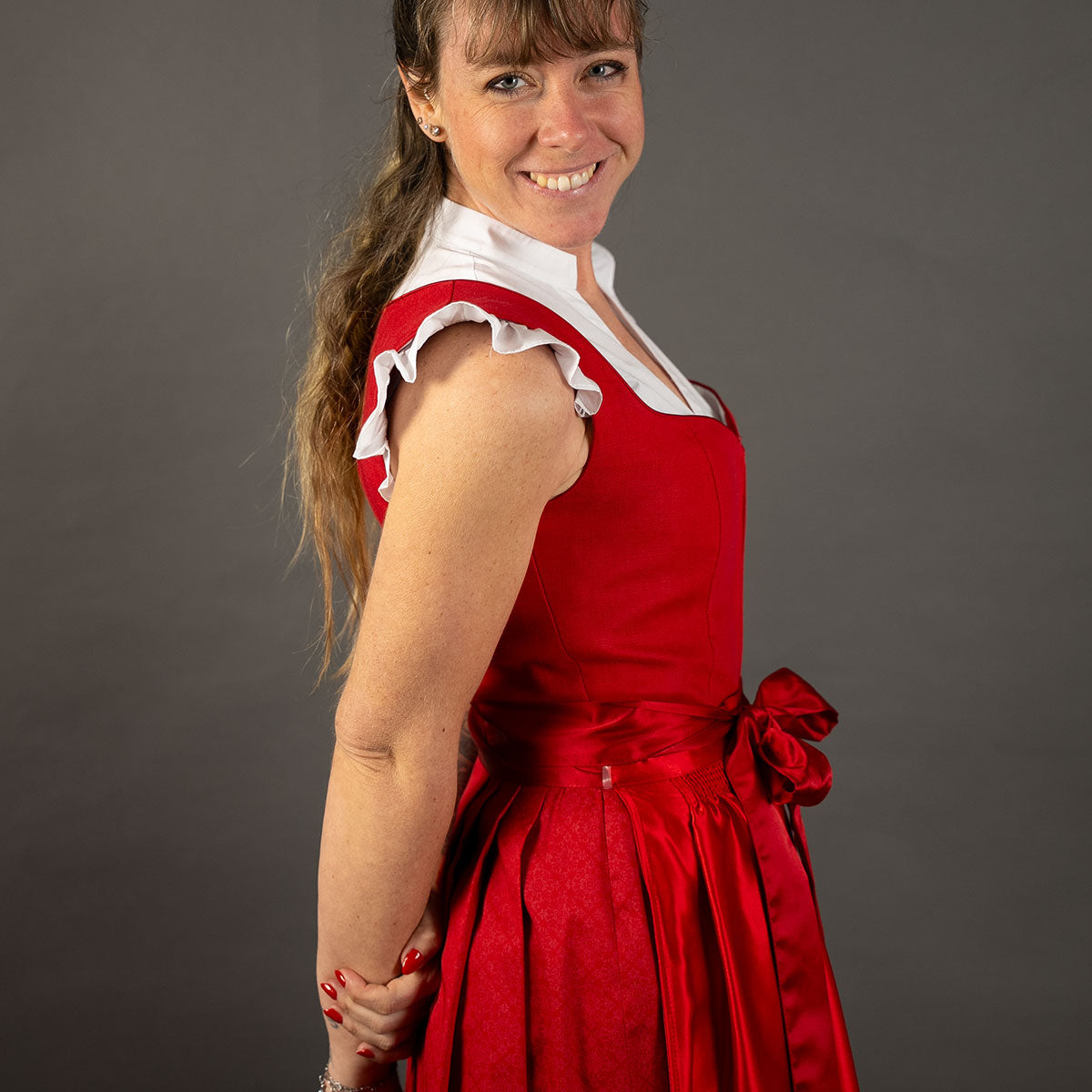 Elli & Juliette 2-in-1 Dirndl Fiona Soraya Rot mit abnehmbarem Flügelarm 70 cm