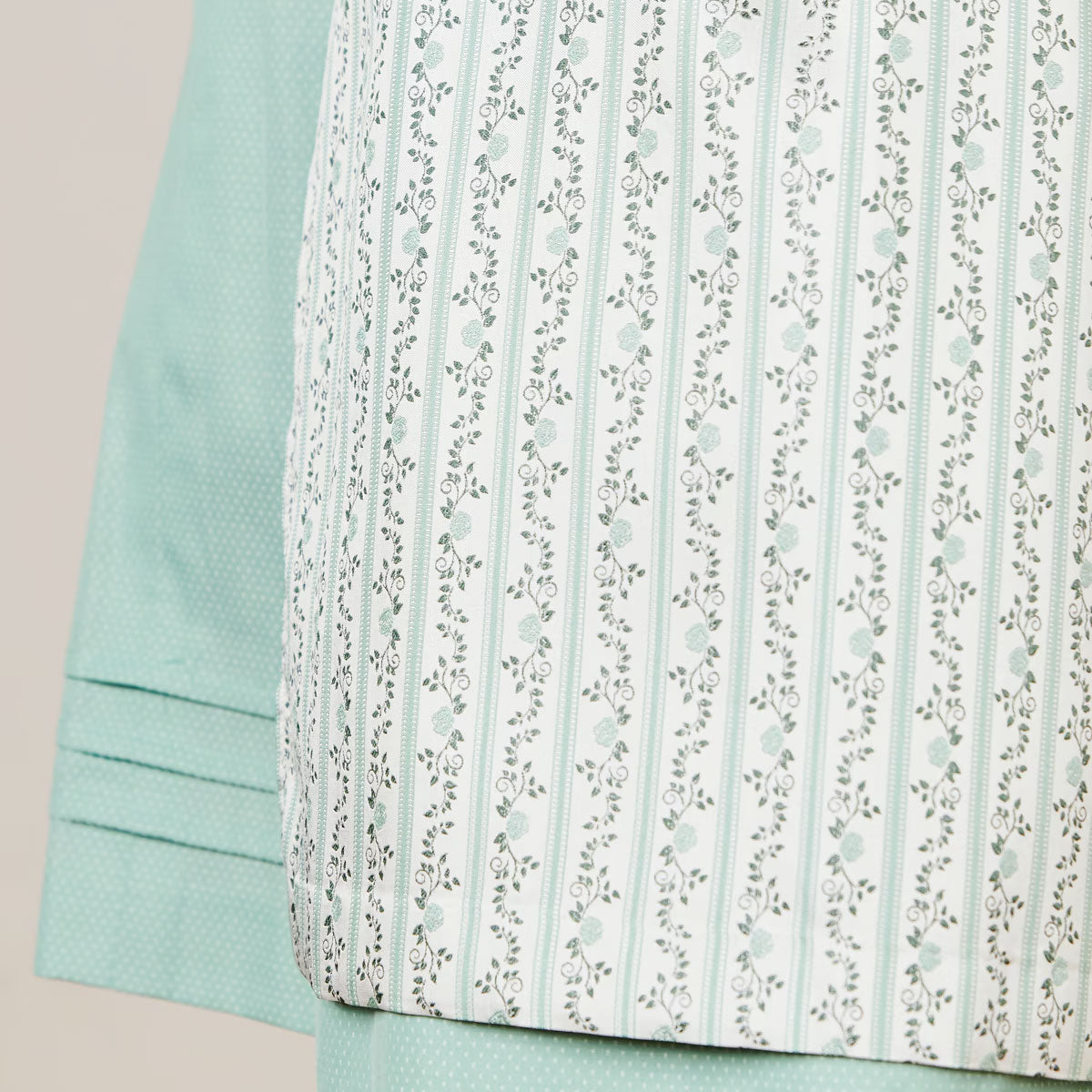 Krüger Dirndl Adribel Mintgrün Froschgoscherl 70cm - Datschi Trachten