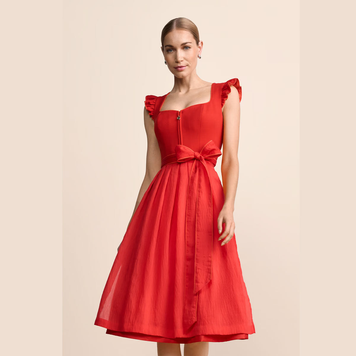 Krüger Dirndl Padme Rot Flügelarm 70cm - Datschi Trachten