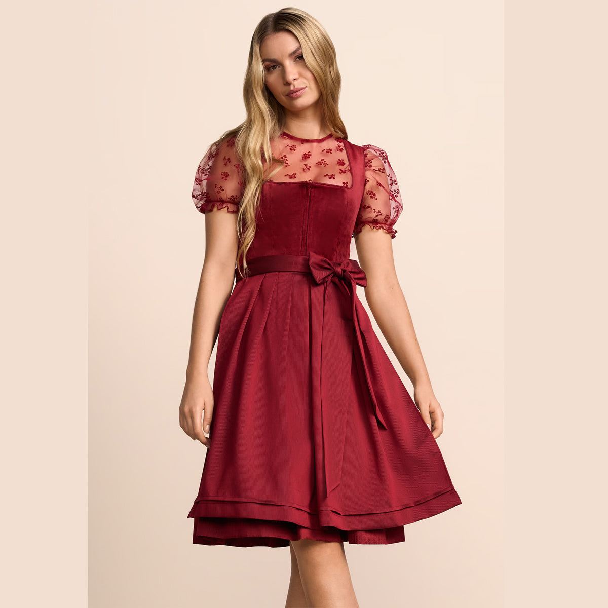 Krüger Dirndl Tia Rot Samt mit Reißverschluss 60cm