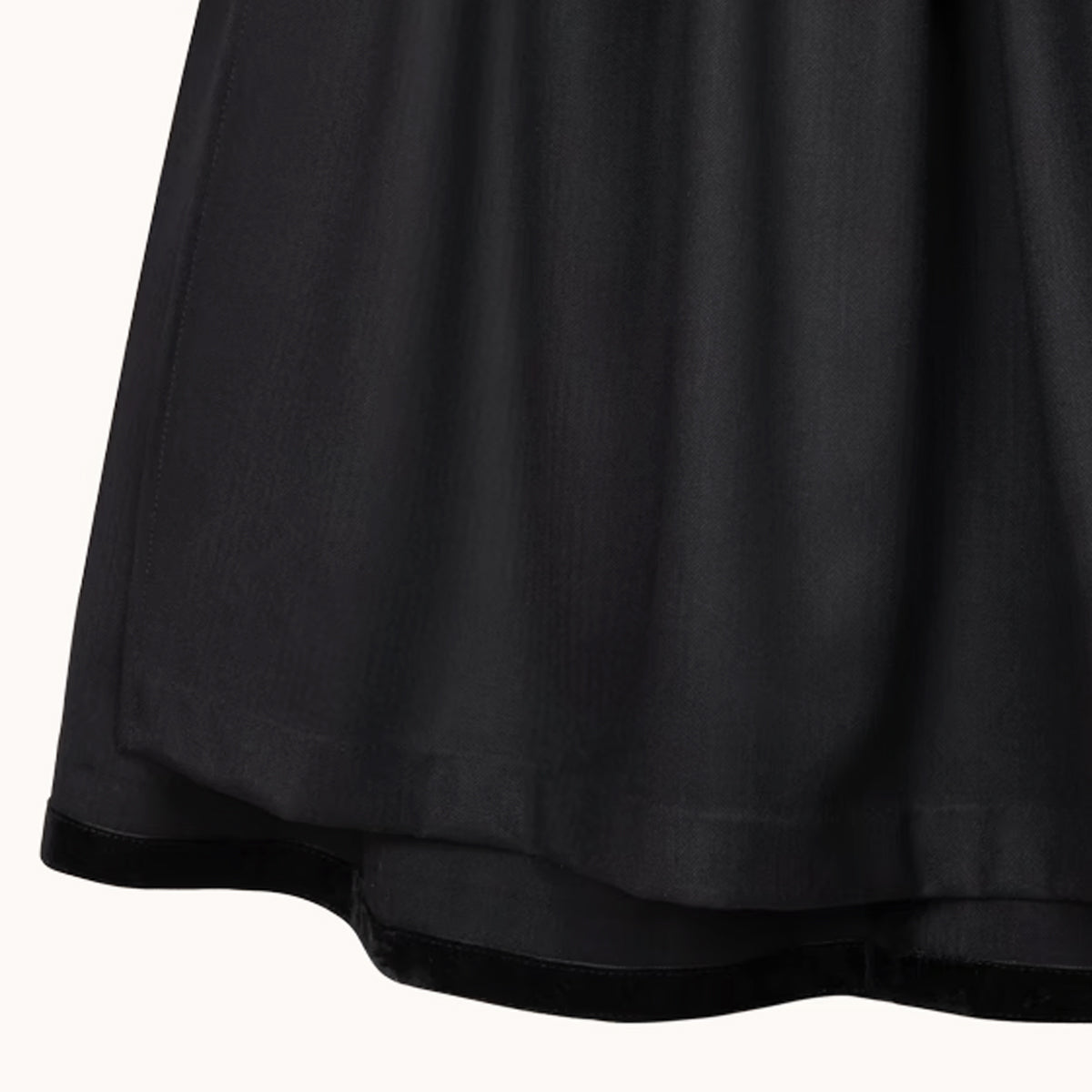 Krüger Dirndl Bonnie & Brav Schwarz 70cm Reißverschluss Victoria Swarovski Kollektion 2026